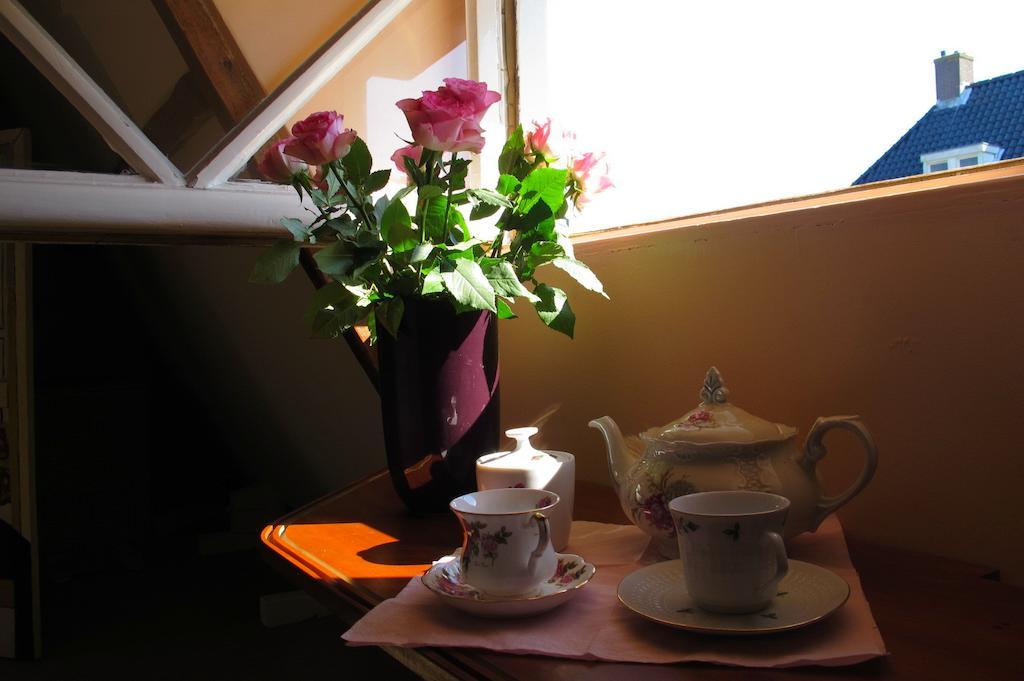 Wild Roses Bed & Breakfast Amsterdam Bilik gambar
